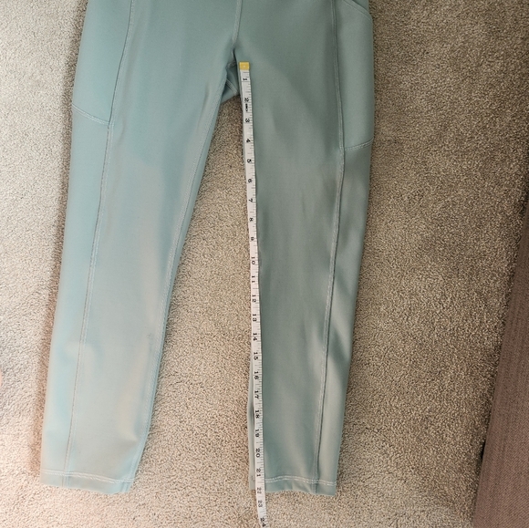 Lululemon Invigorate High-Rise Crop Tights Leggings Running Pants 2022 Size 6 - Picture 8 of 10